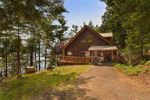 1 of 89 - 330 East West Rd, Mayne Island, BC
