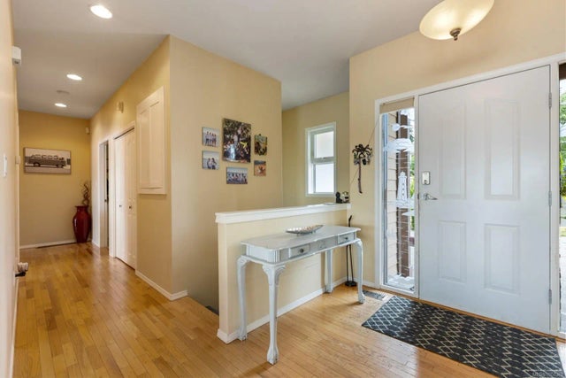 4 of 41 - 6800 Buckley Bay Frontage Rd, Fanny Bay, BC