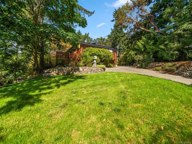 3 of 78 - 2660 Macdonald Dr E, Saanich, BC