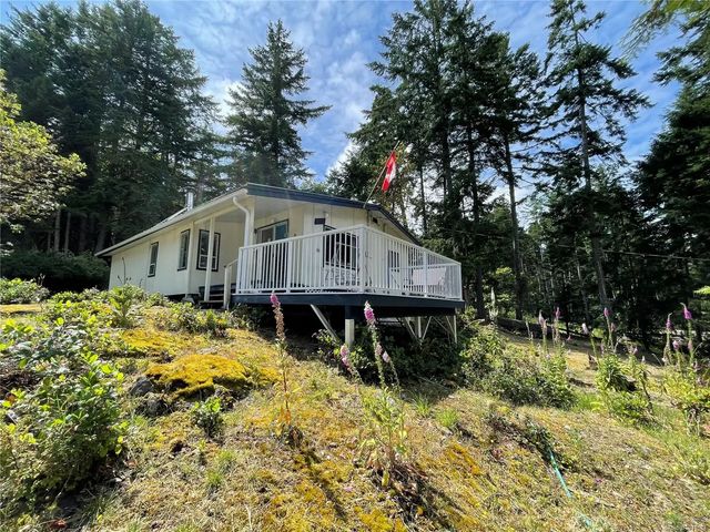 2 of 31 - 865 Driftwood Dr, Mudge Island, BC