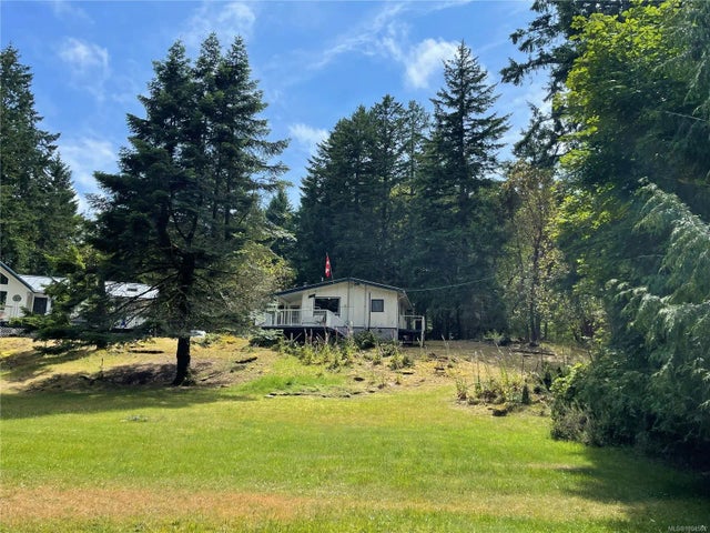 2 of 31 - 865 Driftwood Dr, Mudge Island, BC
