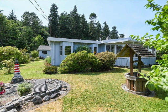 1 of 50 - 5340 Gainsberg Rd, Bowser, BC