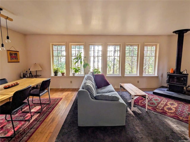 1 of 39 - 415 Halibut Hill Rd, Mudge Island, BC