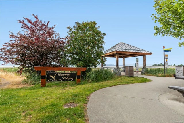 3 of 52 - 194 Beachside Dr 302, Parksville, BC