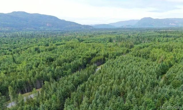 2 of 17 - Lot 3 Flail Rd, Qualicum Beach, BC
