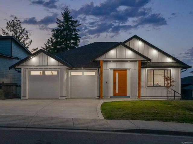 1 of 99 - 120 Hawk Point Rd, Nanaimo, BC