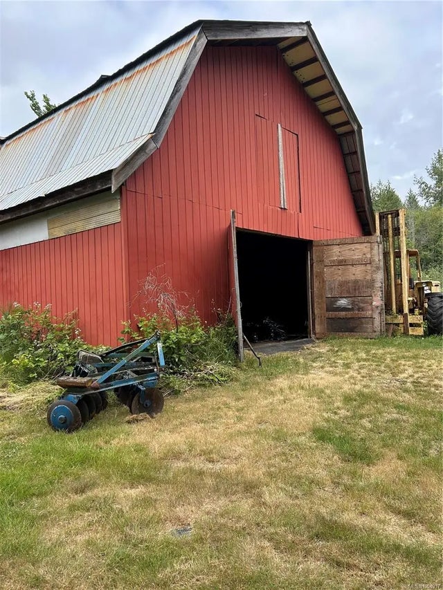 2 of 41 - 3358 Boyles Rd, Cobble Hill, BC