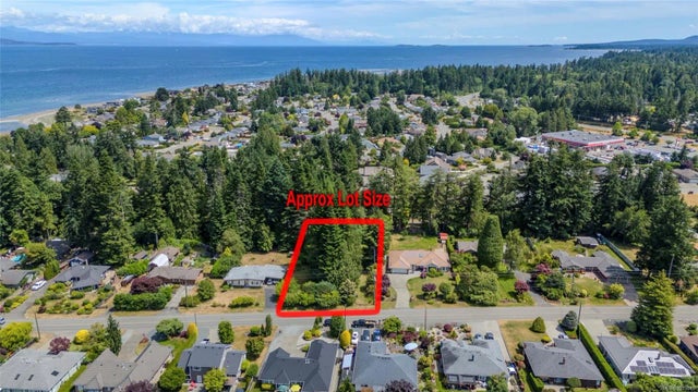 2 of 13 - Lot 9 Johnstone Rd, Parksville, BC