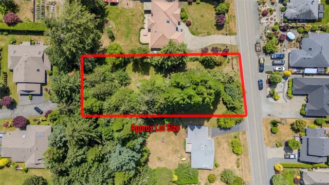 3 of 13 - Lot 9 Johnstone Rd, Parksville, BC