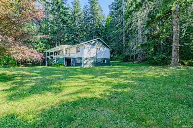 1 of 31 - 535 Rainbow Rd, Salt Spring, BC