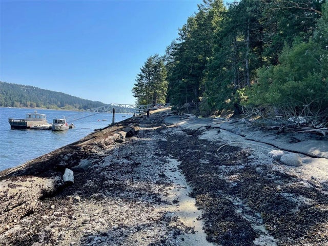 4 of 17 - 61 Coho Blvd, Mudge Island, BC