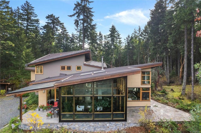 2 of 61 - 4985 Aho Rd, Ladysmith, BC