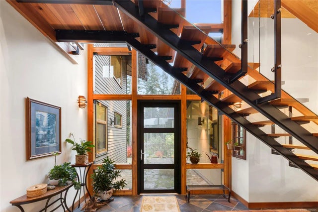 4 of 61 - 4985 Aho Rd, Ladysmith, BC