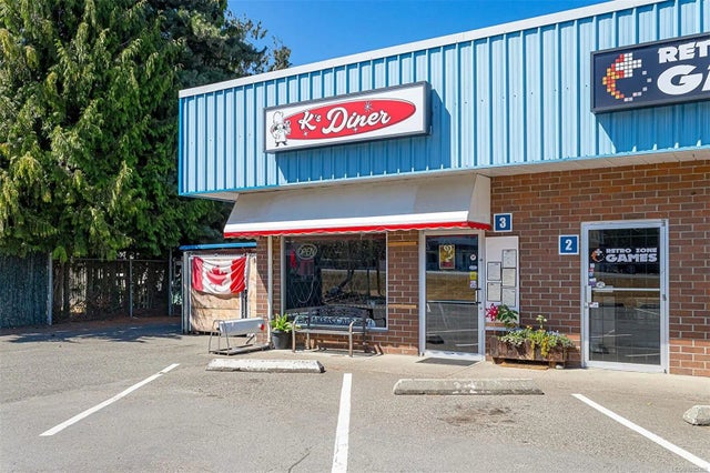 1 of 25 - 1343 Alberni Hwy 3, Parksville, BC