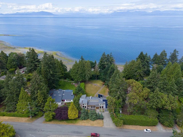1 of 74 - 5912 Waldbank Rd, Nanaimo, BC