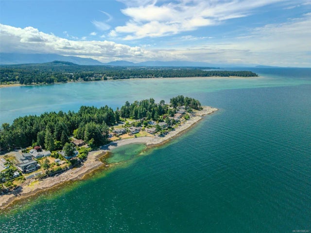 4 of 79 - 1428 Madrona Dr, Nanoose Bay, BC