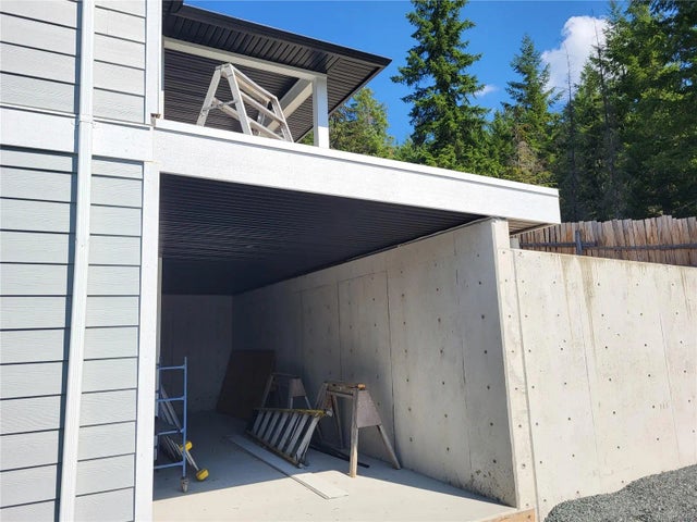 5 of 15 - 549 Mountain View Dr, Lake Cowichan, BC