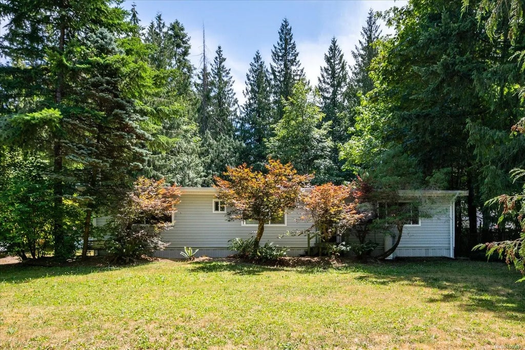 4858 Homestead Way, Ladysmith