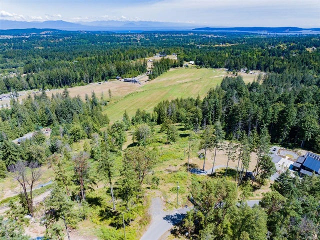 1 of 24 - Sl7 Ferguson Rd, Nanaimo, BC