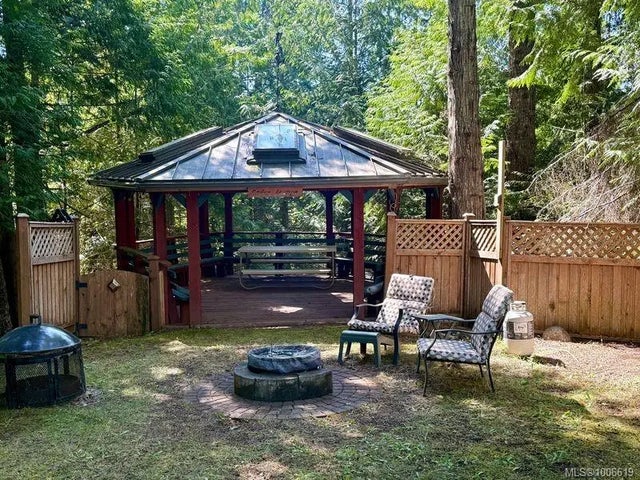 4 of 41 - 2650 Turnbull Rd C8, Qualicum Beach, BC