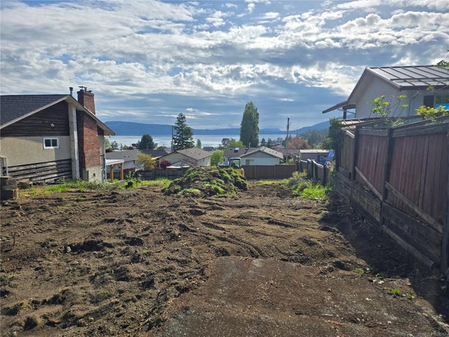 2 of 21 - Lot 14 Arthur St, Crofton, BC