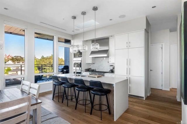 5 of 35 - 1201 Fort St 601, Victoria, BC