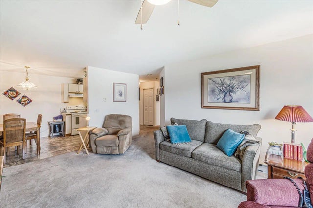 3 of 24 - 435 Morison Ave 203, Parksville, BC