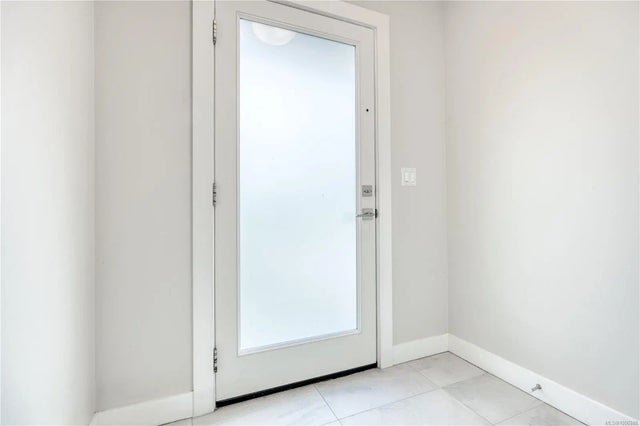 5 of 32 - 1800 Summerhill Pl 109, Nanaimo, BC