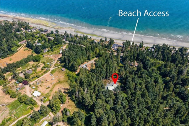 2 of 59 - 6208 Island Hwy W, Qualicum Beach, BC