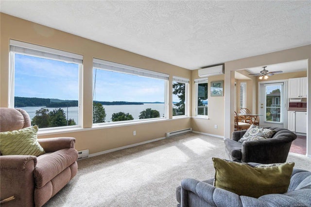 1 of 28 - 100 Gifford Rd 18, Ladysmith, BC