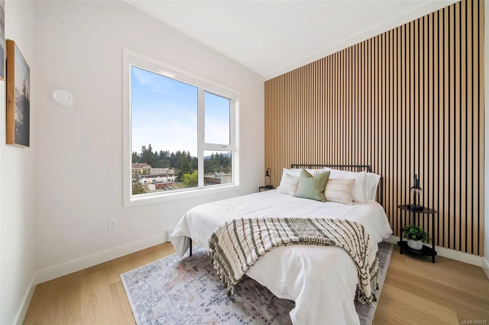 MLS #1007077 for Sale at 2770 Winster Rd 613, in the city of Langford, V9B 7C7