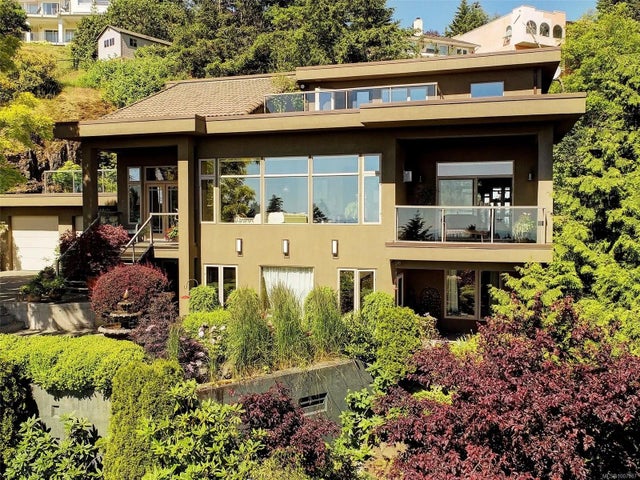 1 of 71 - 3354 Haida Dr, Colwood, BC