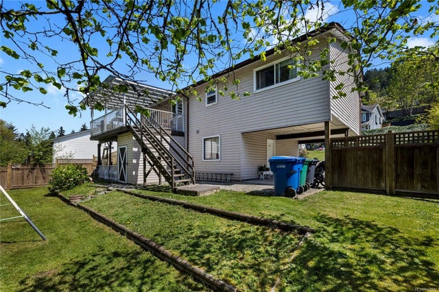 2 of 33 - 63 Porter Rd, Nanaimo, BC