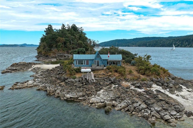 5 of 58 - Lot A Twilight Island, Salt Spring, BC