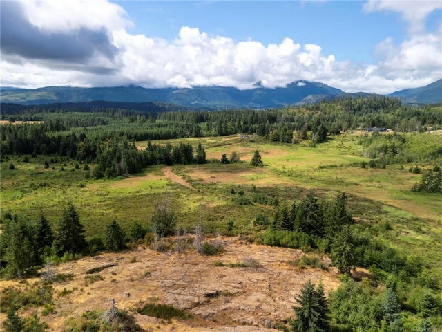 4 of 18 - 8855 Central Lake Rd, Port Alberni, BC