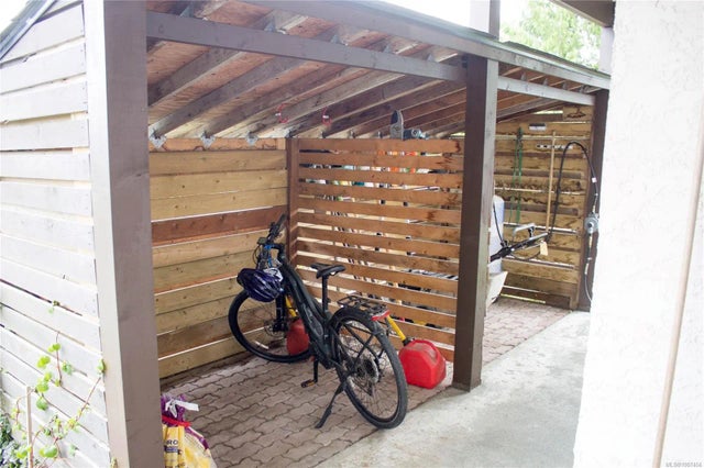 3 of 47 - 2141 Camosun Cres, Port McNeill, BC