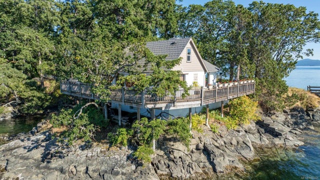 2 of 80 - 273 Coal Point Lane, North Saanich, BC