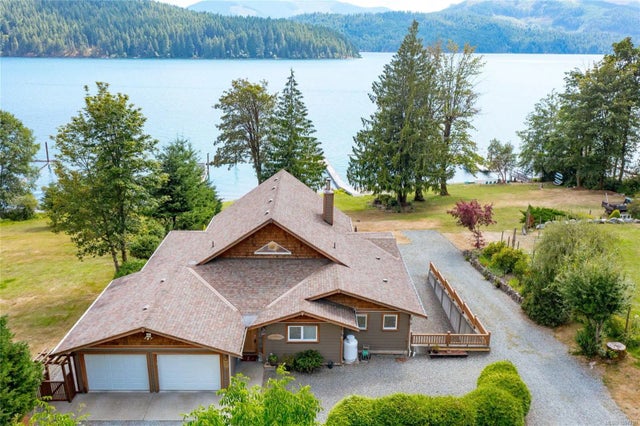 10146 Youbou Rd, Lake Cowichan