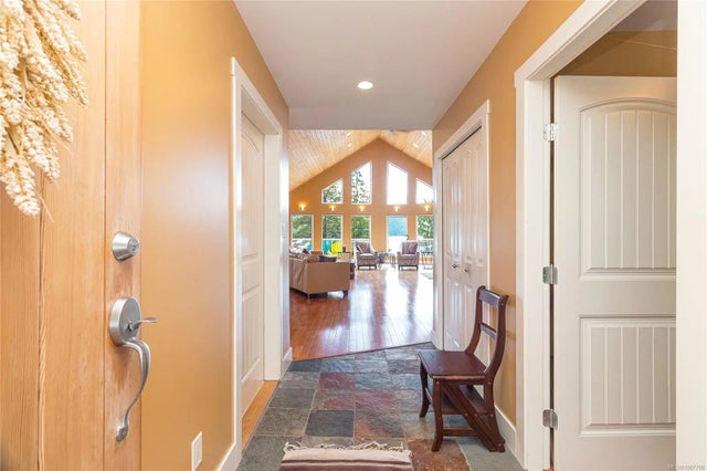 4 of 78 - 10146 Youbou Rd, Youbou, BC