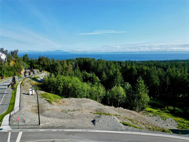 1 of 8 - 4960 Dixon Lane, Lantzville, BC