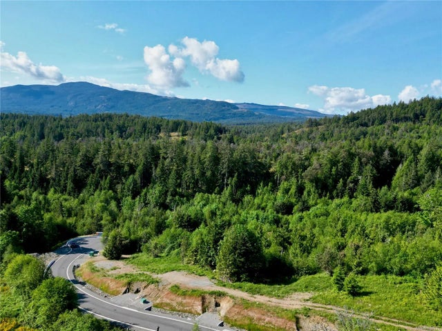 3 of 6 - 4899 Dixon Lane, Lantzville, BC