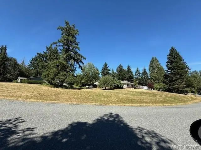 2 of 11 - Lot 3 Valley View Dr, Nanaimo, BC