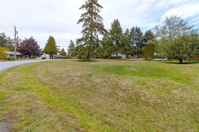 5 of 11 - Lot 2 Valley View Dr, Nanaimo, BC