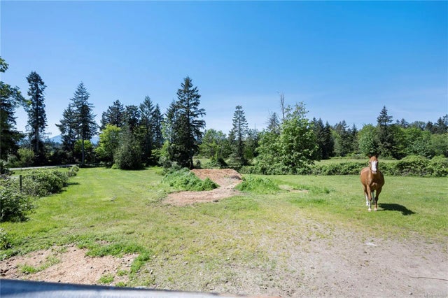 2120 Huddington Rd, Nanaimo