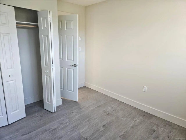 5 of 12 - 495 Nicol St, Nanaimo, BC