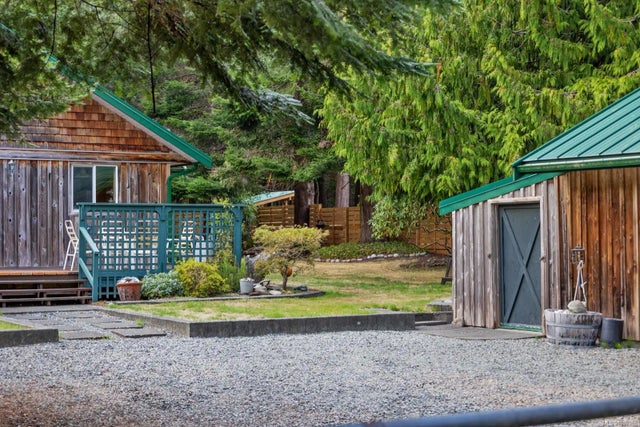 3 of 33 - 1655 Baikie Rd, Denman Island, BC