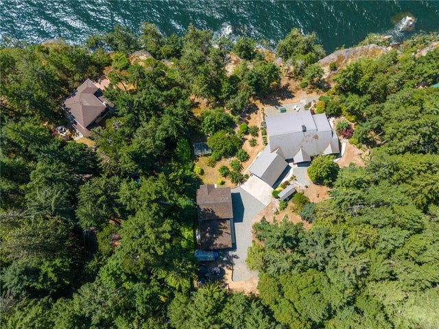 2 of 60 - 879 Canso Rd, Gabriola Island, BC