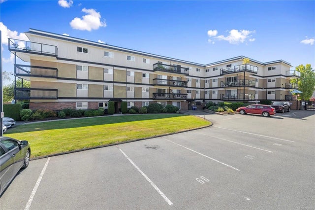 2 of 31 - 255 Hirst Ave 209, Parksville, BC