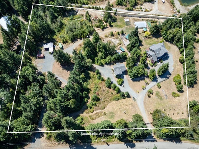 2 of 94 - 7455 Rodger Rd, Merville, BC