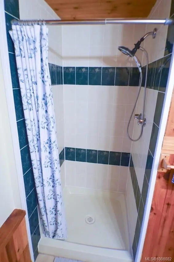 5 of 28 - 1466 Mahon Rd, Shawnigan Lake, BC